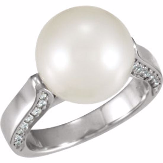 63106:294132:P 18 Palladium White 1/4 CTW Diamond & South Sea Cultured Pearl Ring