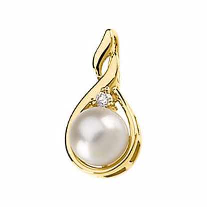 60748:209331:P Akoya Cultured Pearl & Diamond Pendant 