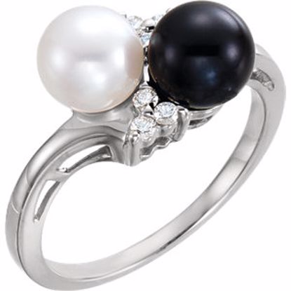 60636:251859:P Akoya Cultured Pearl & Diamond Ring