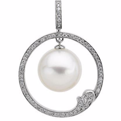 64284:100523:P South Sea Cultured Pearl & Diamond Pendant