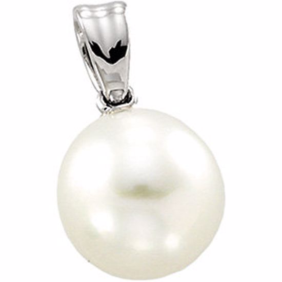 65067:100200:P South Sea Cultured Pearl Pendant