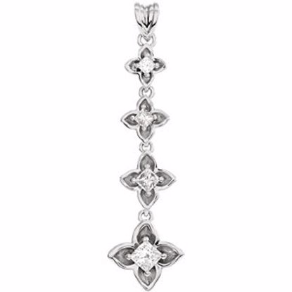 65397:100500:P 18kt White  1/2 CTW Journey Diamond Linked Floral Pendant