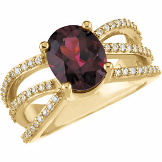 67197:71423:P Rhodolite Garnet & Diamond Accented Ring