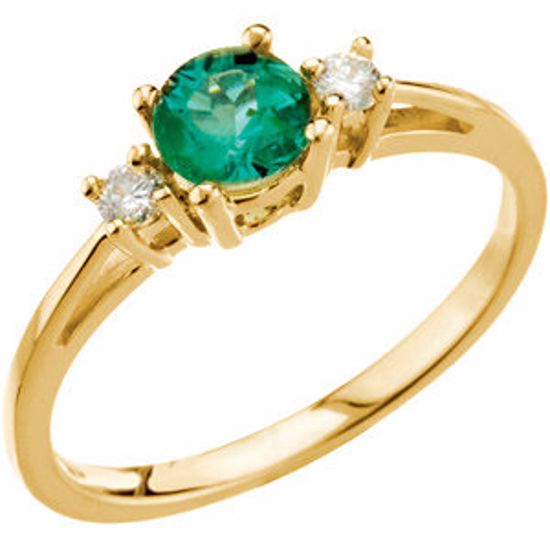 67568:100:P Emerald & Diamond Accented 3-Stone Ring