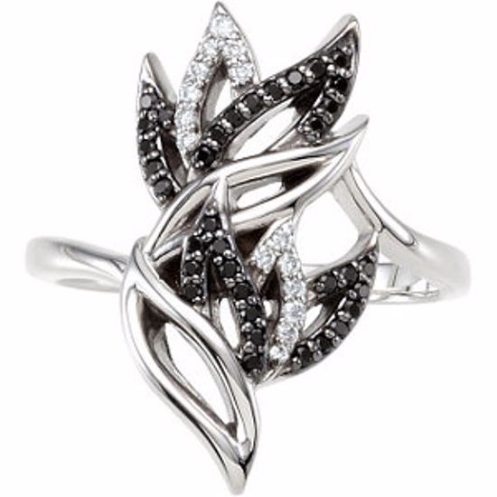 69268:319:P Black Spinel & Diamond Ring