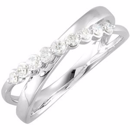 68240:102:P Diamond Criss-Cross Ring 