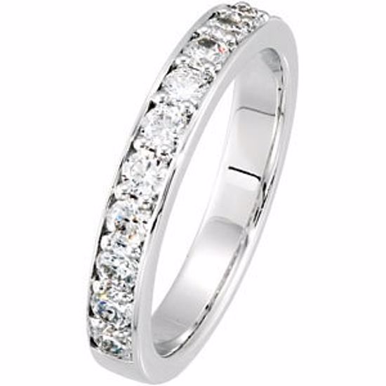 68042:105:P 18kt White 3/4 CTW Diamond Band