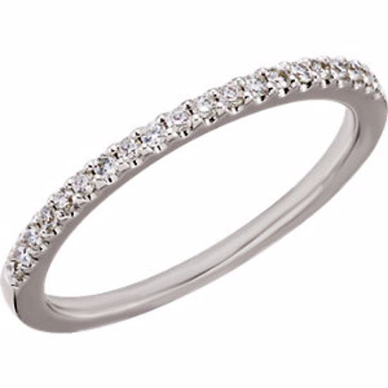 68546:102:P 14kt White 1/5 CTW Diamond Band