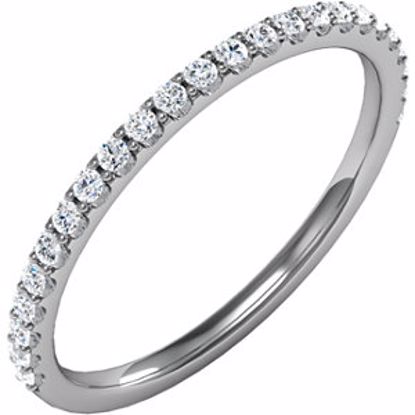 68876:107:P 18kt White 1/4 CTW Diamond Band