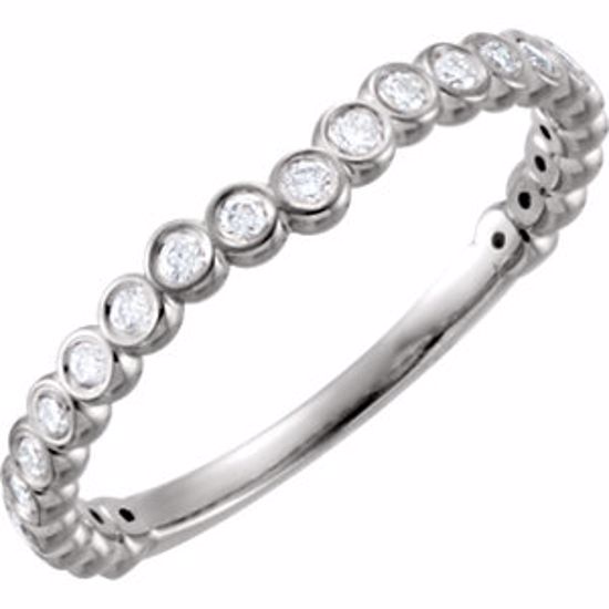 68883:105:P 18kt White 1/4 CTW Diamond Band