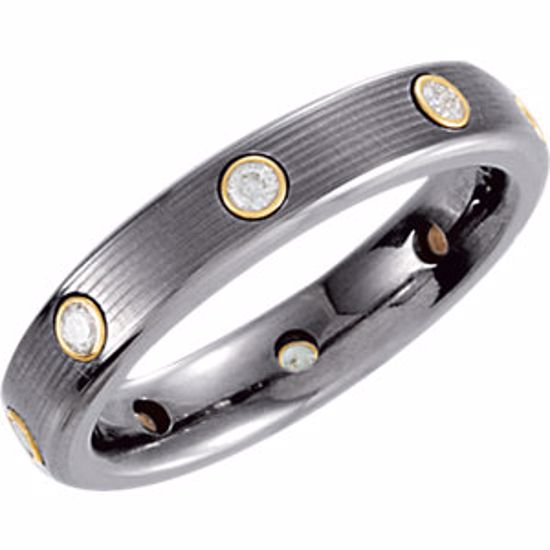 TXR028:007:P Titanium 6mm 1/4 CTW Diamond Band Size 7