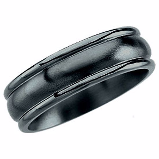 T901:1010:P Black Titanium 7.5mm Grooved Band Size 10