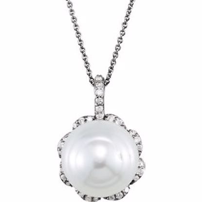 650846:60000:P 14kt White South Sea Cultured Pearl & 1/4 CTW Diamond 18" Necklace