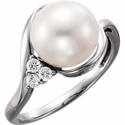 651484:100:P 14kt White Freshwater Pearl & .08 CTW Diamond Ring