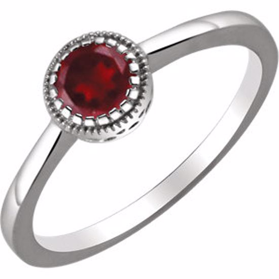 651609:102:P 14kt White Garnet "January" Birthstone Ring