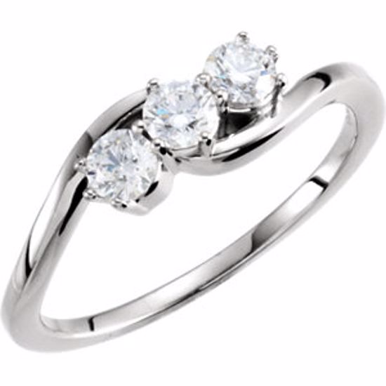 122211:60000:P Platinum 1/2 CTW Diamond 3-Stone Ring