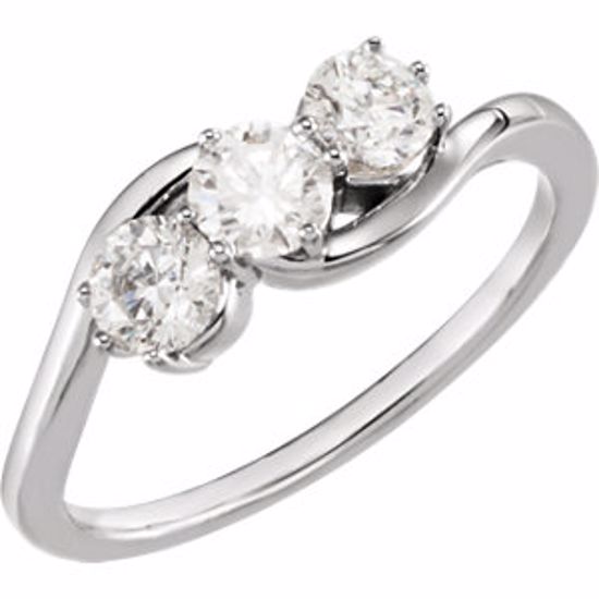 122211:622:P Platinum 3/4CTW Diamond 3-Stone Ring 