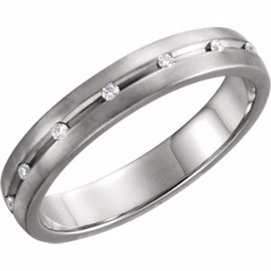 122267:6001:P 14kt White 1/10 CTW Diamond 4mm Grooved Band Size 7