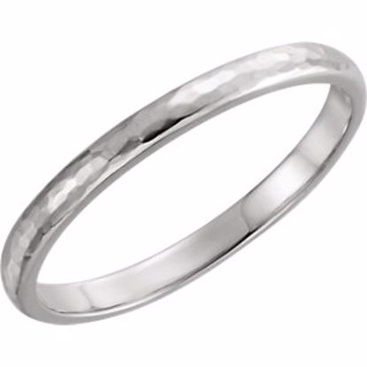 51529:107:P 14kt Yellow 2mm Half Round Hammer Finish Band Size 7