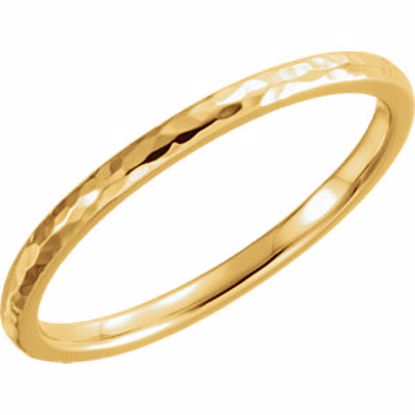51528:4105:P 14kt Yellow 2mm Comfort Fit Hammer Finish Band Size 10.5