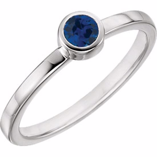 71806:6040:P 14kt White Blue Sapphire Bezel Ring