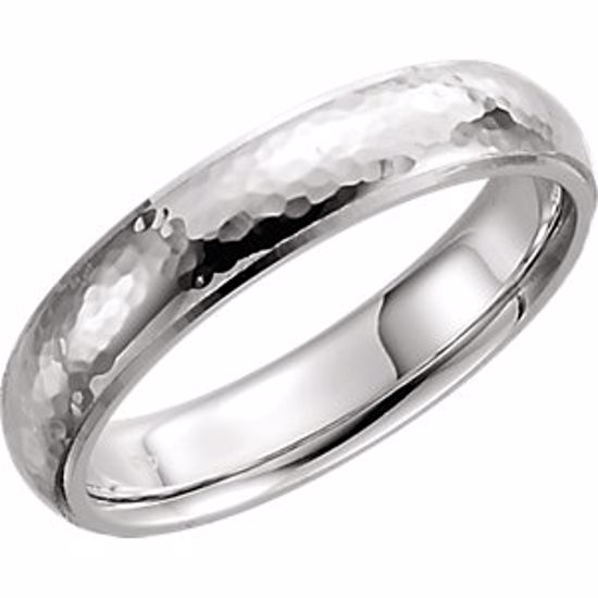 51534:210:P Platinum 5mm Half Round Edge Comfort Fit Hammer Finish Band Size 7.5
